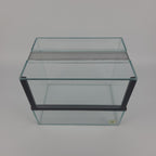Bovenaanzicht insectenterrarium met ventilatiestrook